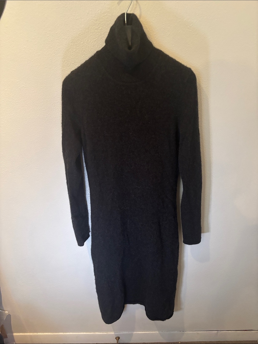 Magaschoni Dark Gray Women's Cashmere Turtleneck Sweater Dress